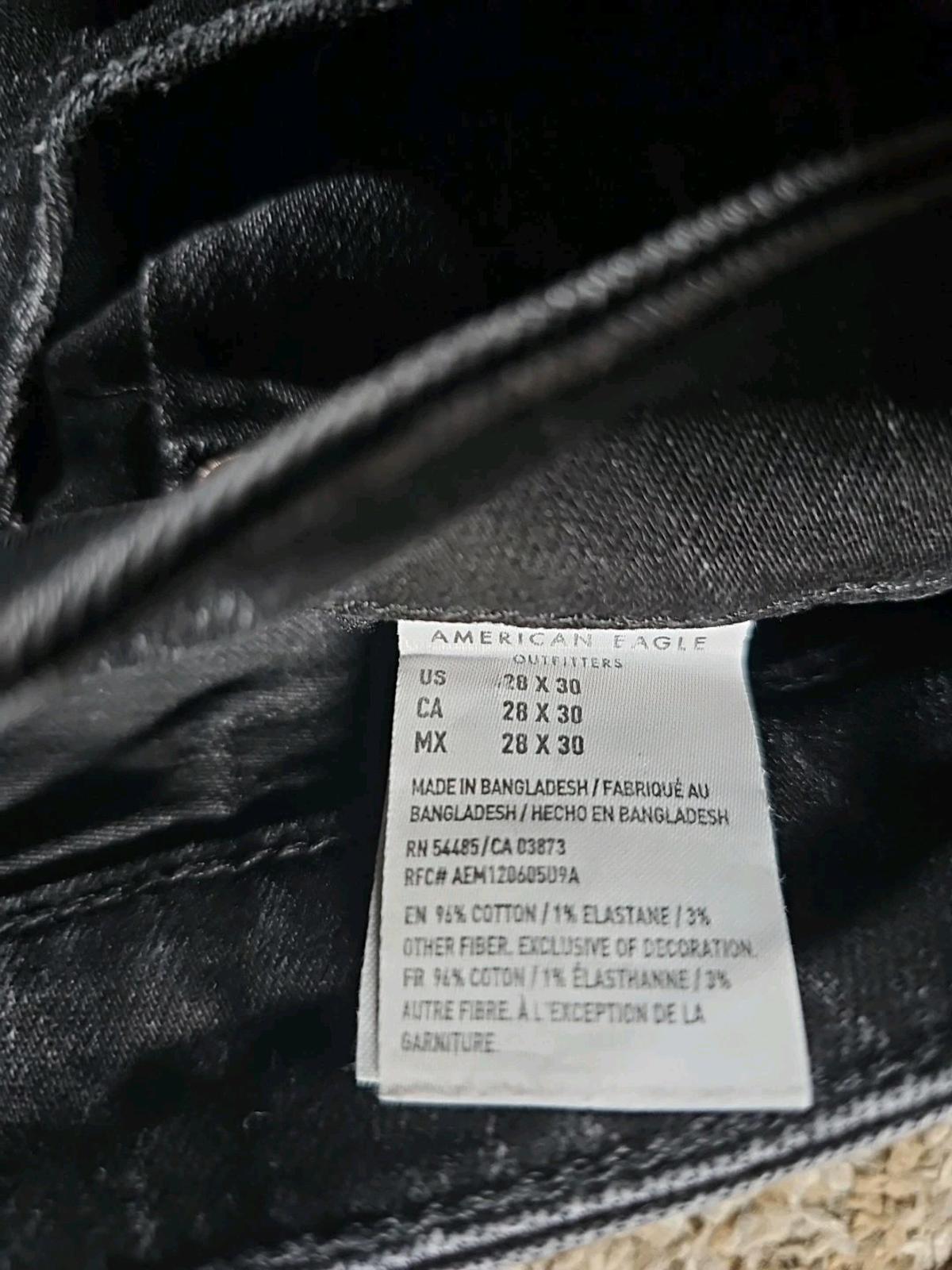 American Eagle Jeans Men's 28x30 Black Airflex+ Distressed