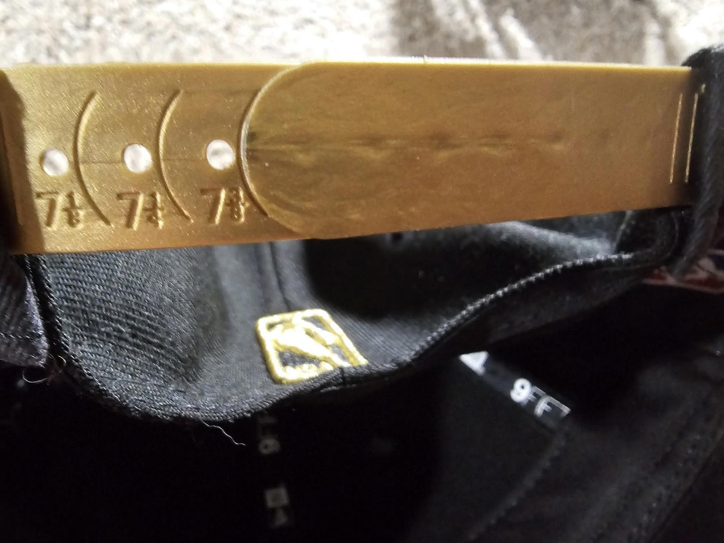 New Era Black Milwaukee Bucks Black & GOLD Logo 9FIFTY