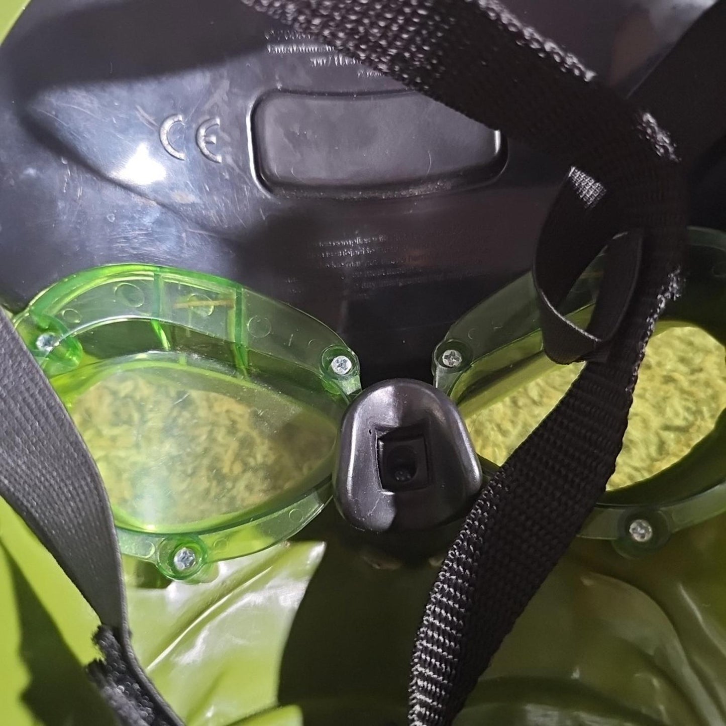 Marvel 2008 Hulk Smash Electronic Mask Hasbro Green Face