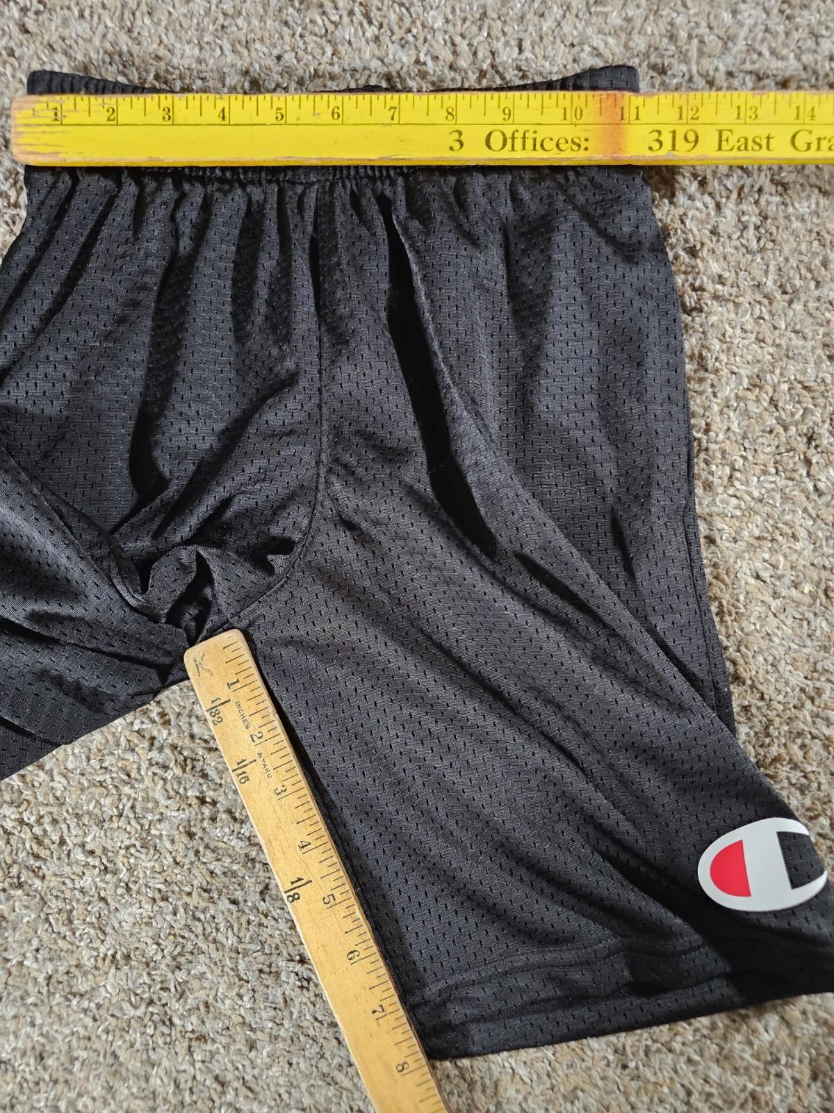 Champion Black Mesh Kids M shorts