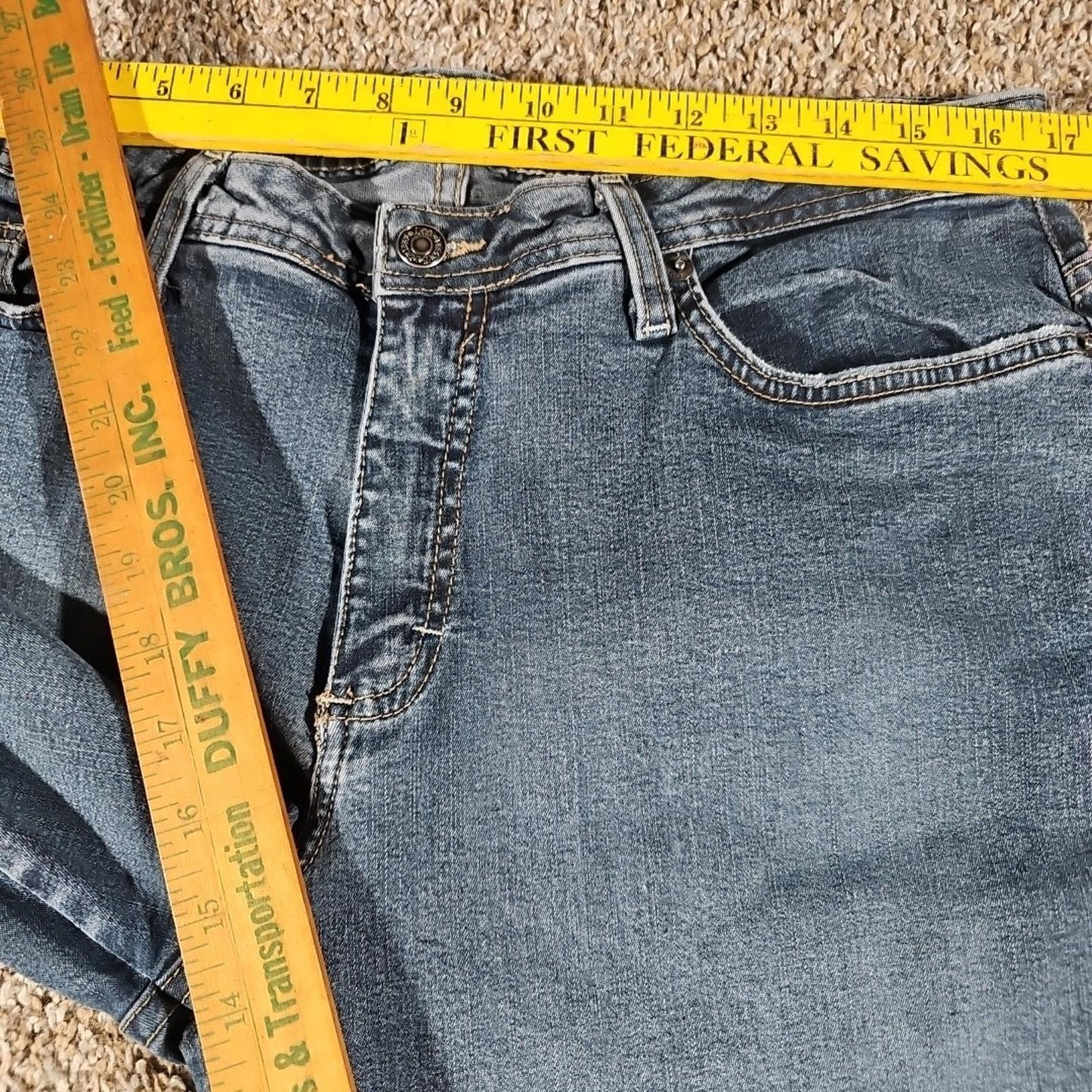 Lee 16P Denim Lobg Shorts Capris