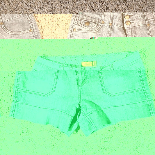 One 5 One Women’s Size 12 Five Pocket Denim Shorts