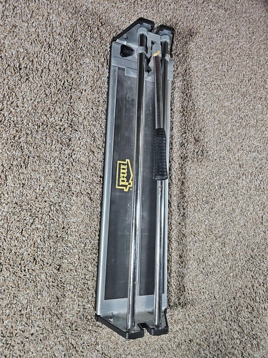 Used MD BUILDING TILE CUTTER - SEE Measurements