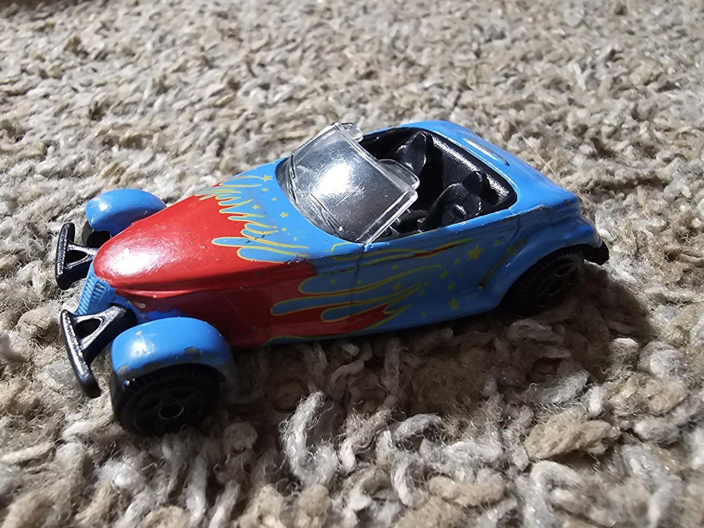 MotorMax (6045) Plymouth Prowler 1:55 Diecast Blue Flames