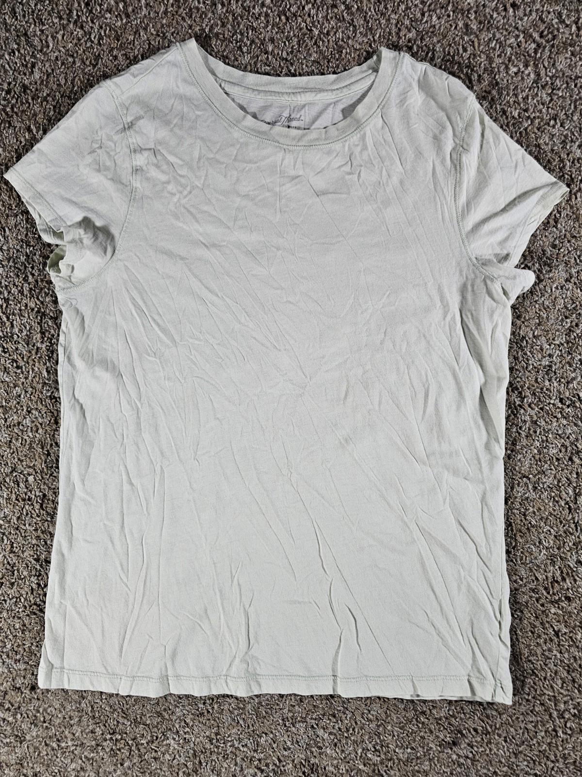 Universal Thread Lt Green Tshirt L