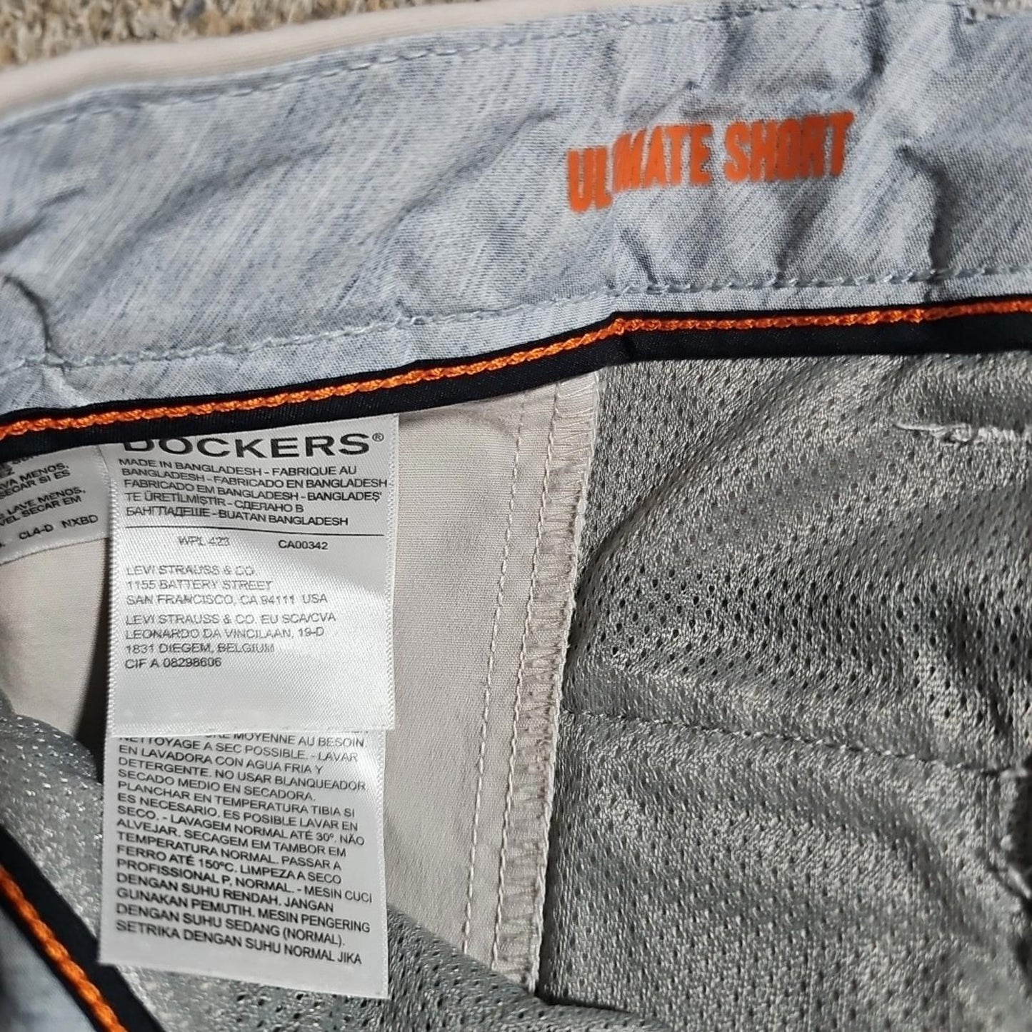 Dockers Supreme Flex Ultimate Short Sz 38 Beige Shorts