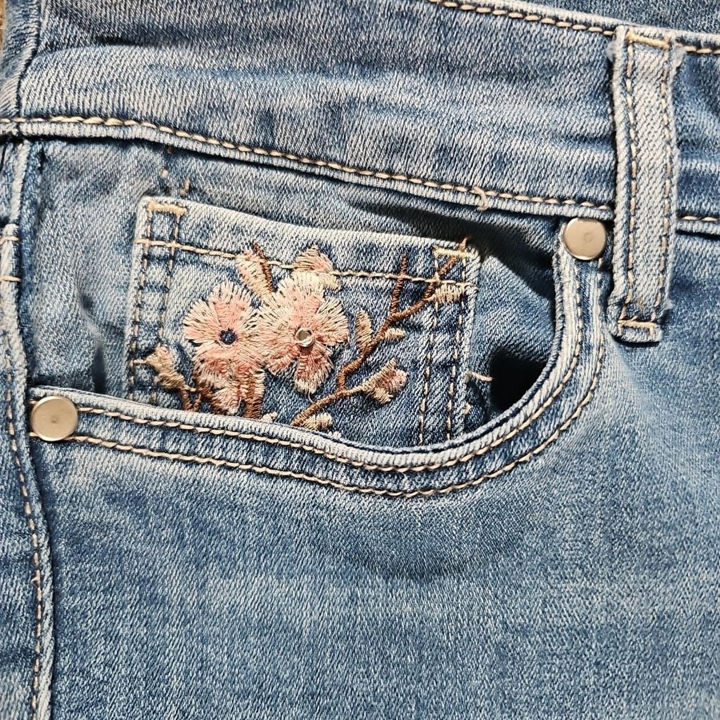 Christopher Banks Sz 12 Embroidered Floral Jeans