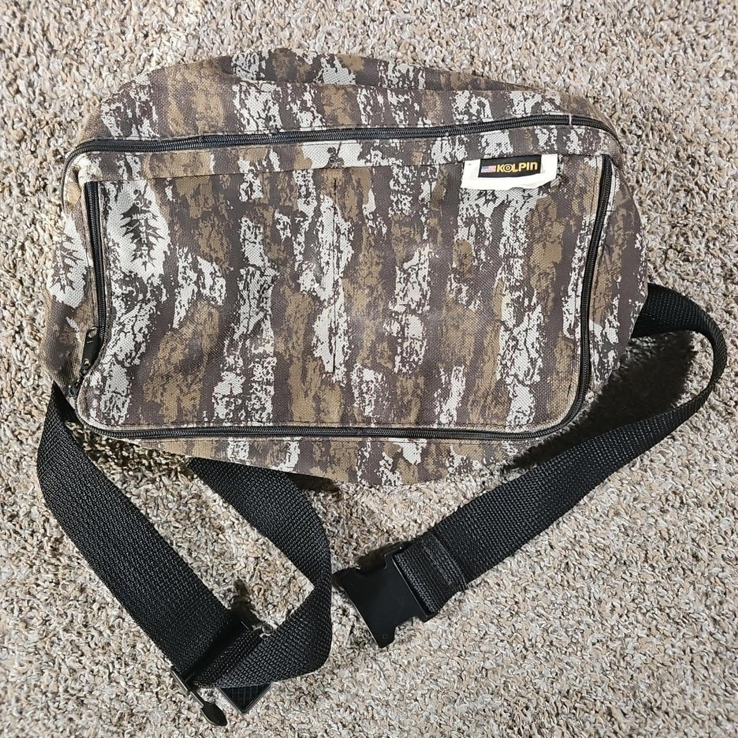 Kolpin Vintage Natural Bark Buckled Pack