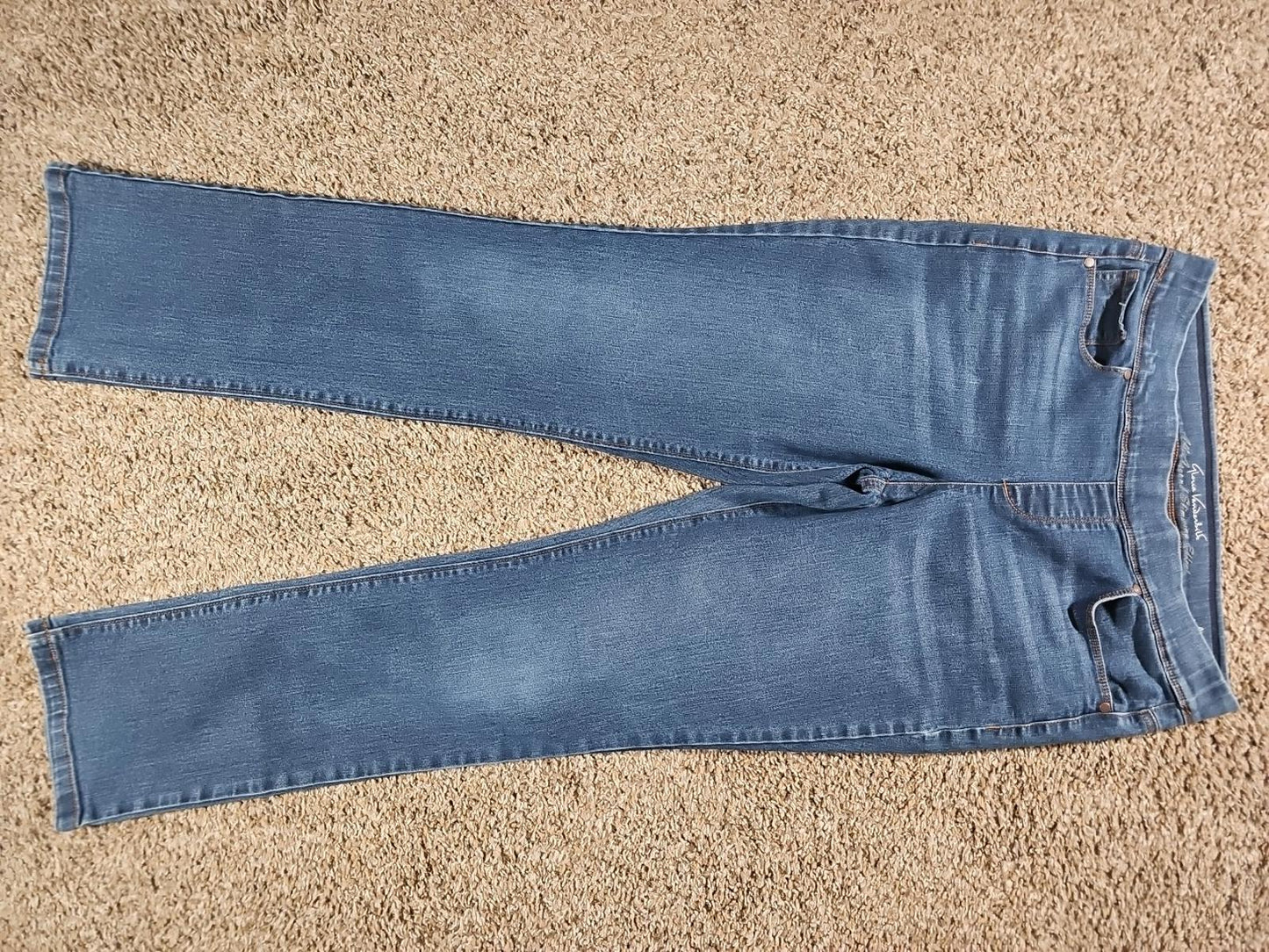 Gloria Vanderbilt Avery Straight Leg Sz 8