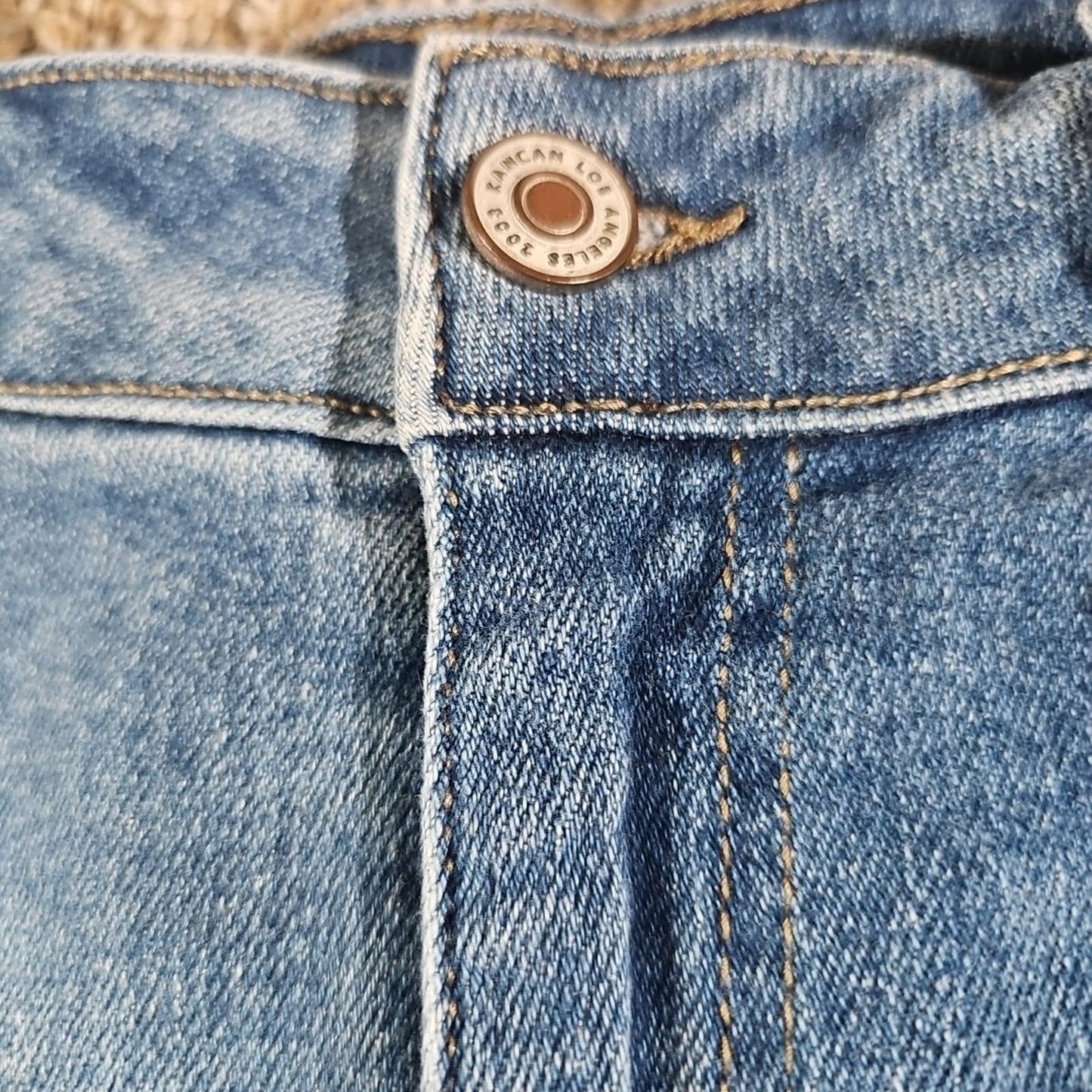 Maurices KanCan Sz 29 Cutoff Jean Shorts