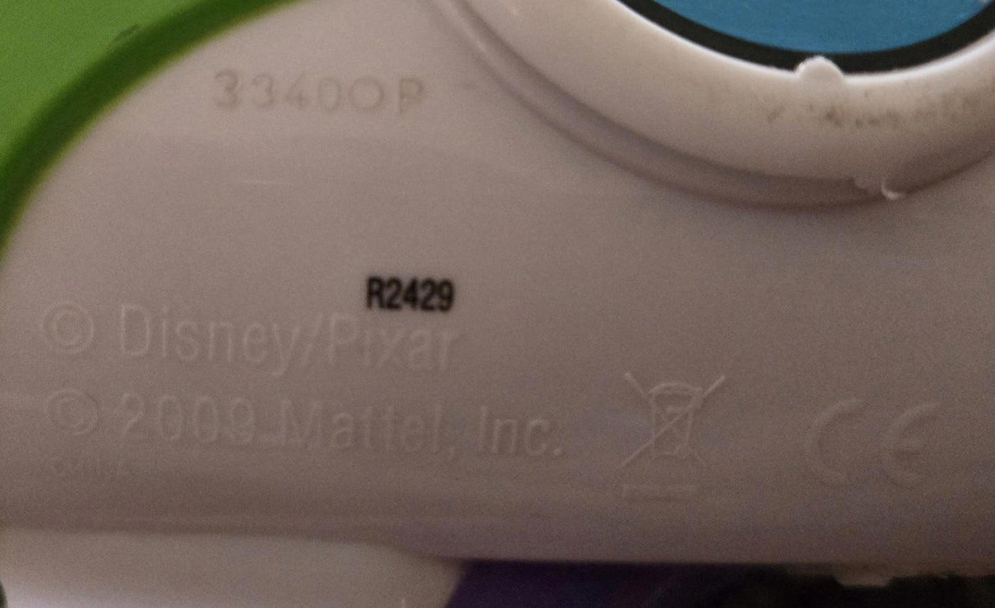 2009 Disney Pixar Buzz Lightyear Dart Gun WITHOUT Darts **NOT TESTED**
