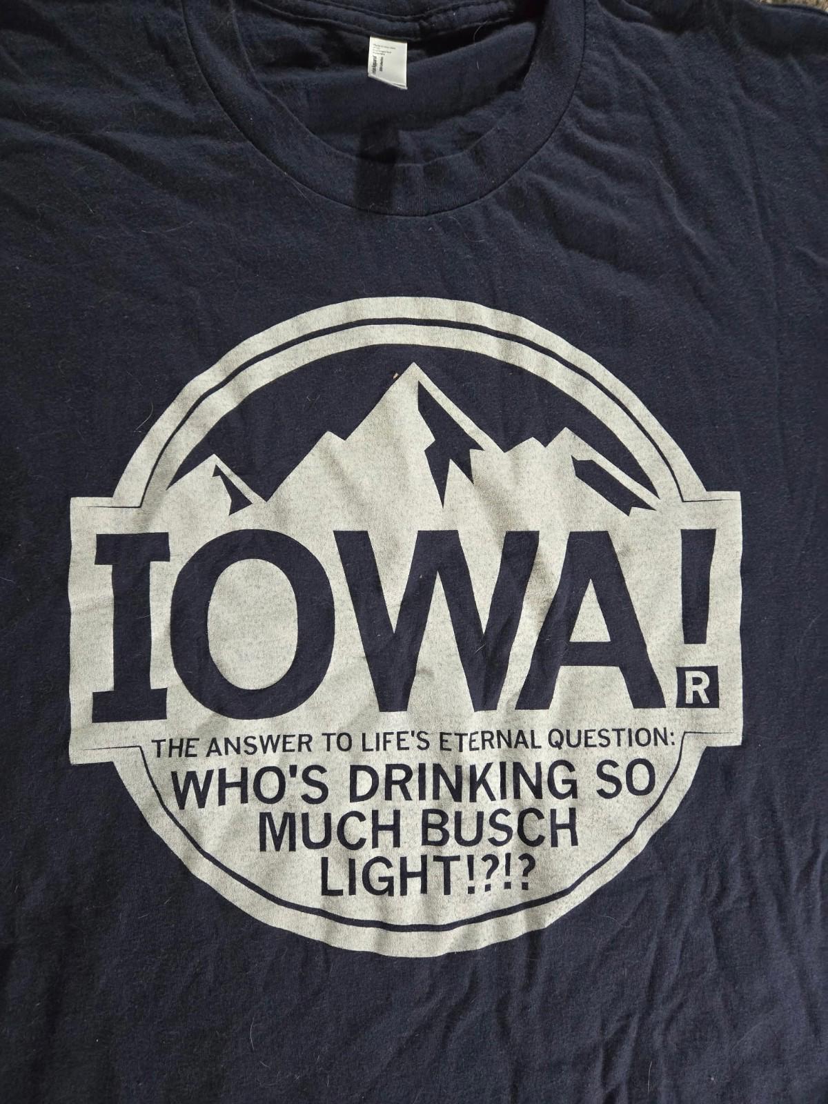 American Apparel Tshirt XL - IOWA! Busch Light
