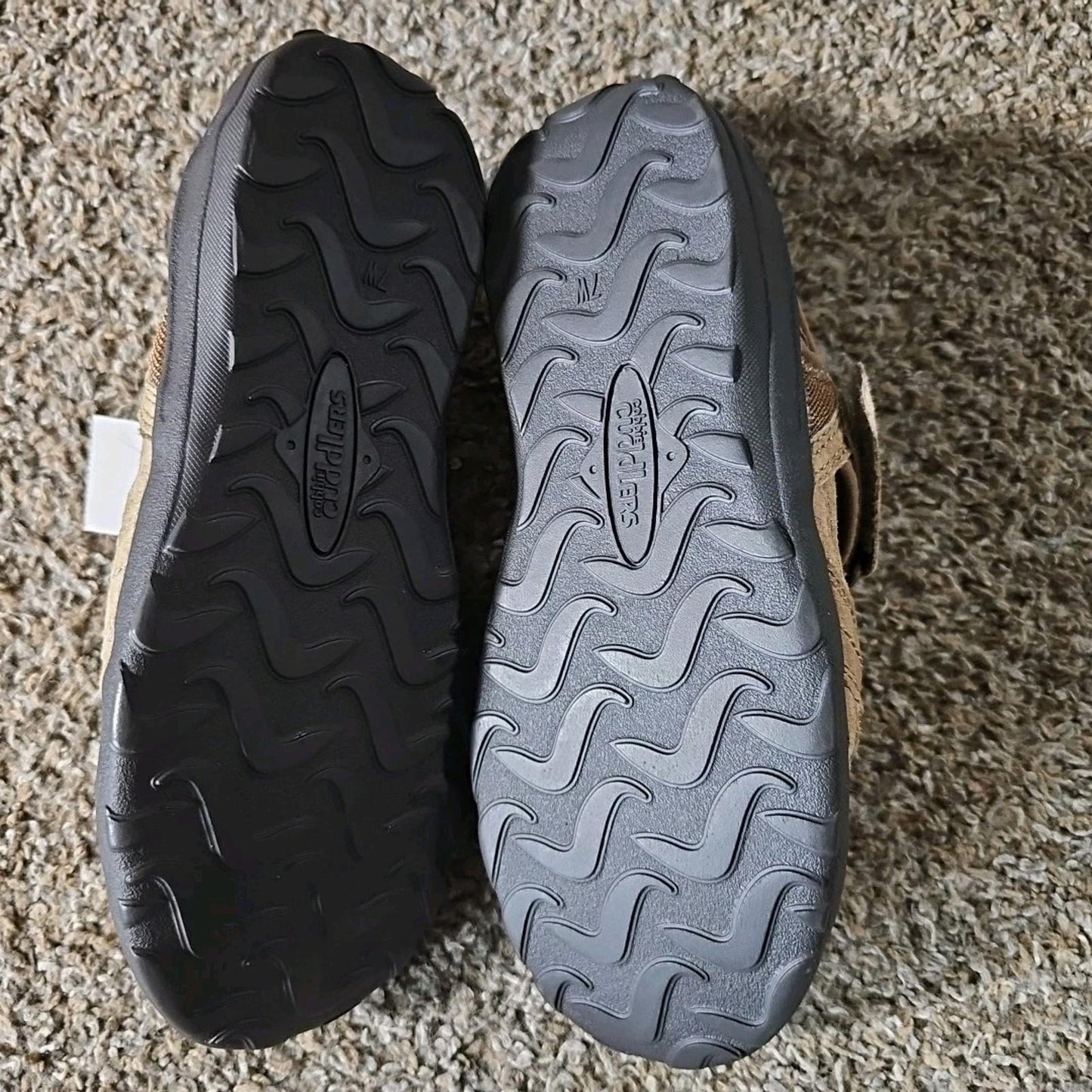 Cobbie Cuddlers Suzanne Women's 7W Leather Sandal Shoes NWT