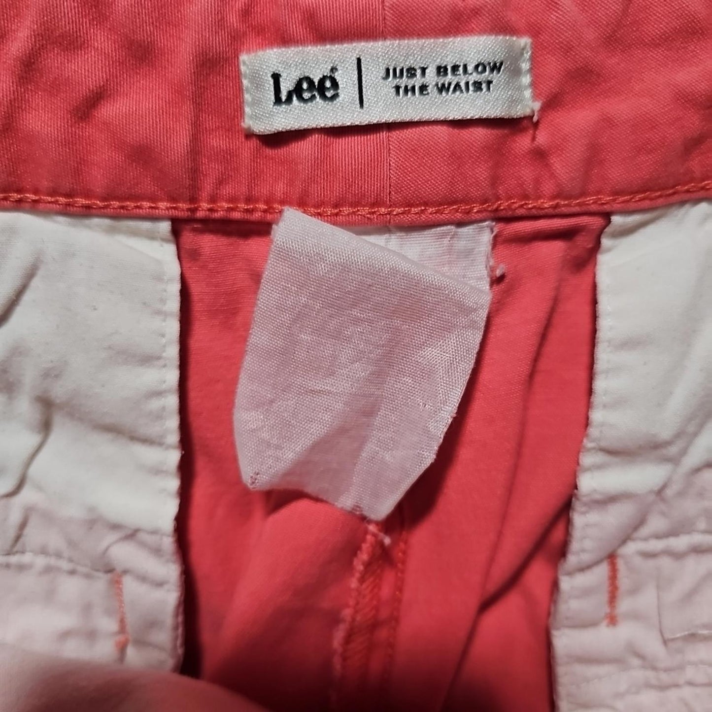 LEE Just Below The Waist Pink Capri Pants