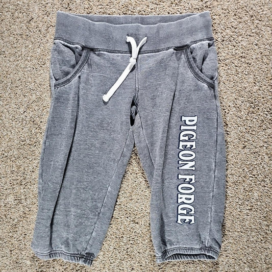 Pigeon Forge XL Capri Sweatpants