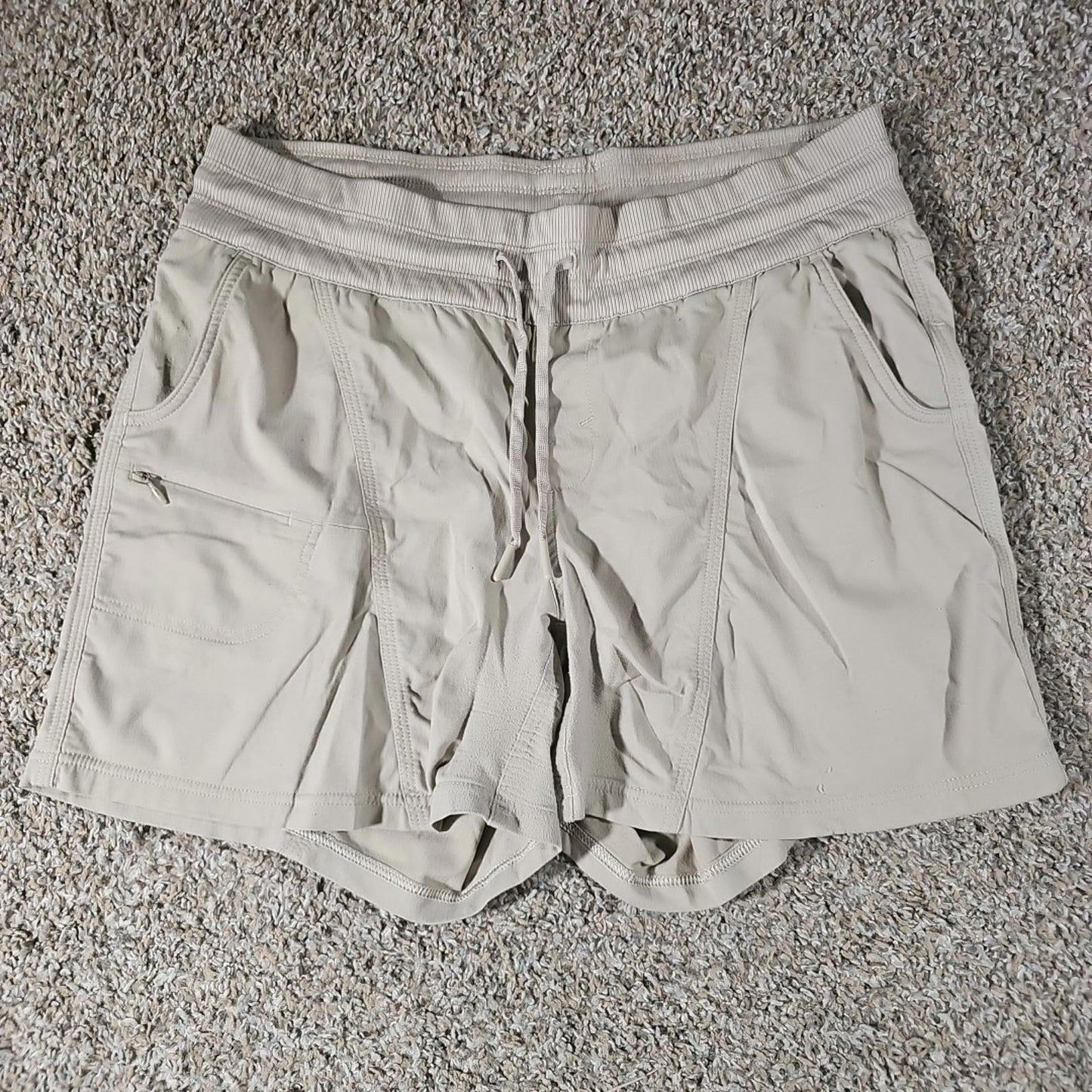 North Face Womens Shorts Size Large Tan Athletic Hiking