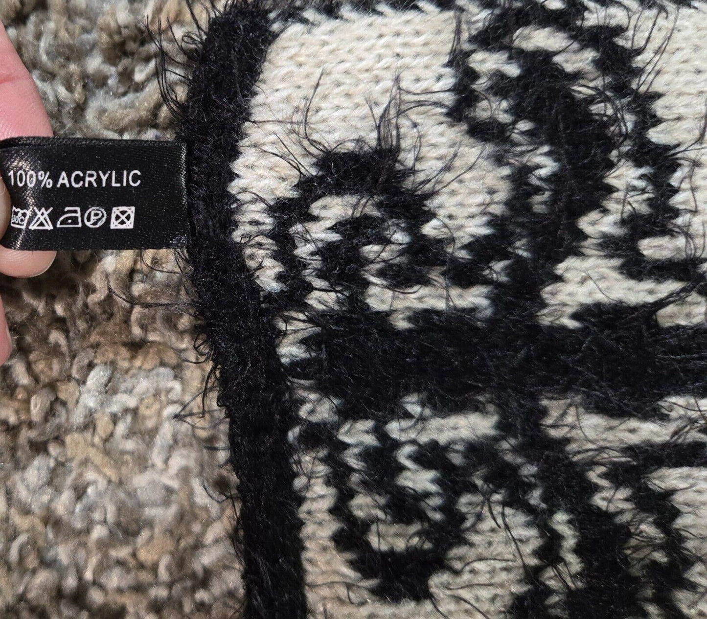 Fleur De Lis Reversible Black And White Infinity Scarf