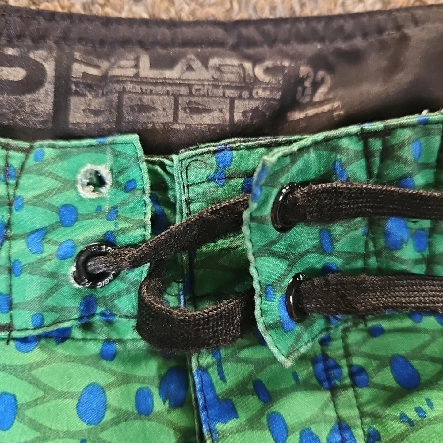 Pelagic Board Shorts Mens 32 Green Yellow Mahi Swim Trunks