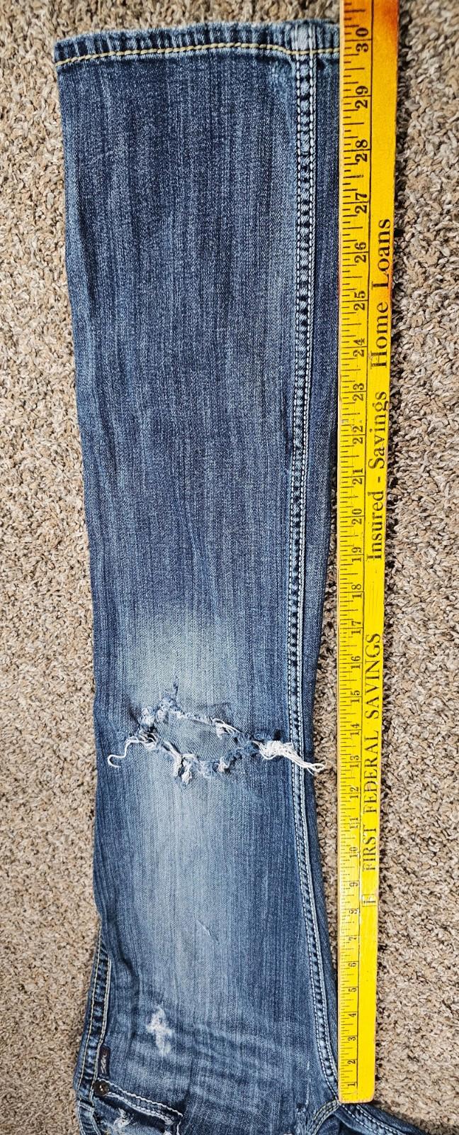 Silver Jeans Mckenzie Slim bootcut Womens 30x34 Flap Pockets