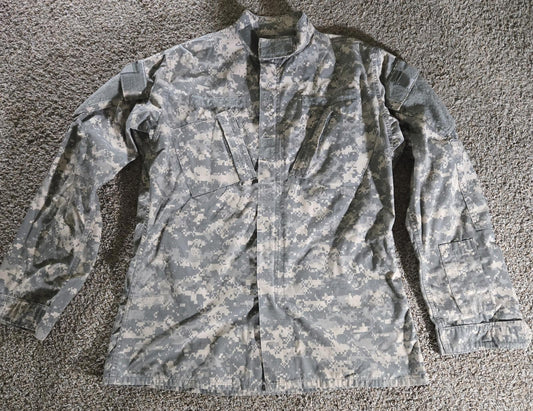 ACU Shirt/Coat Medium X-Long USGI Digital Camo Ripstop Army
