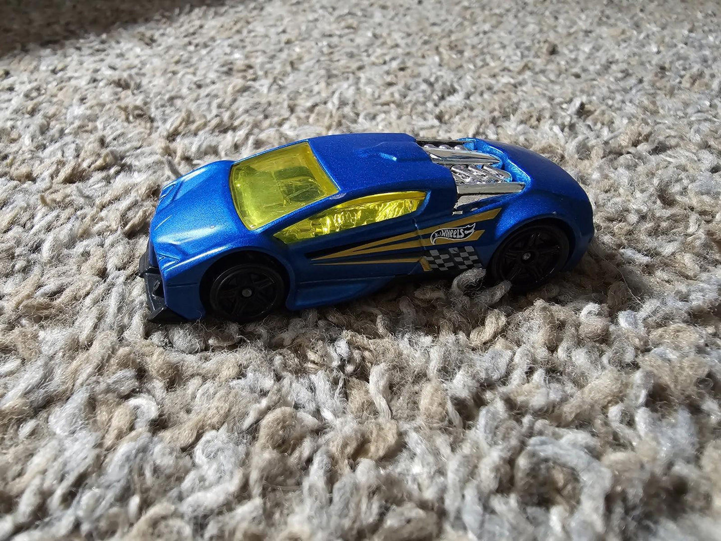 Mattel Hot Wheels 2002 Blue Zotic 1:64 Diecast Car