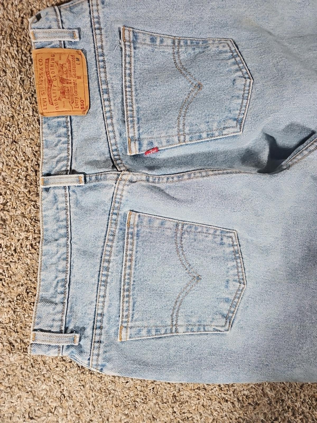 Levis 550 Relaxed Fit Tapered Leg Blue Jeans
