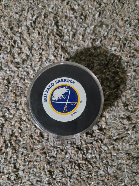 Buffalo Sabres Vintage Logo NHL Hockey Puck Trench Mfg Display Case No Base