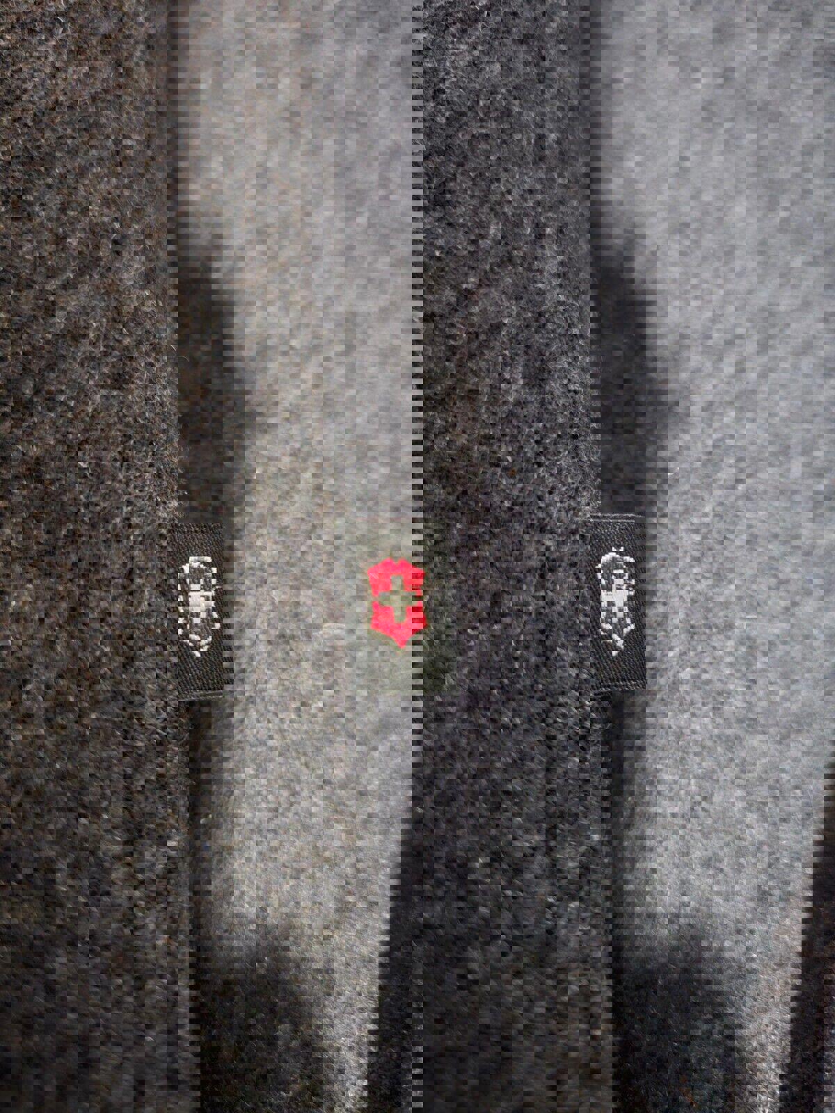 Victorinox wool jacket shirt open arm pits Medium