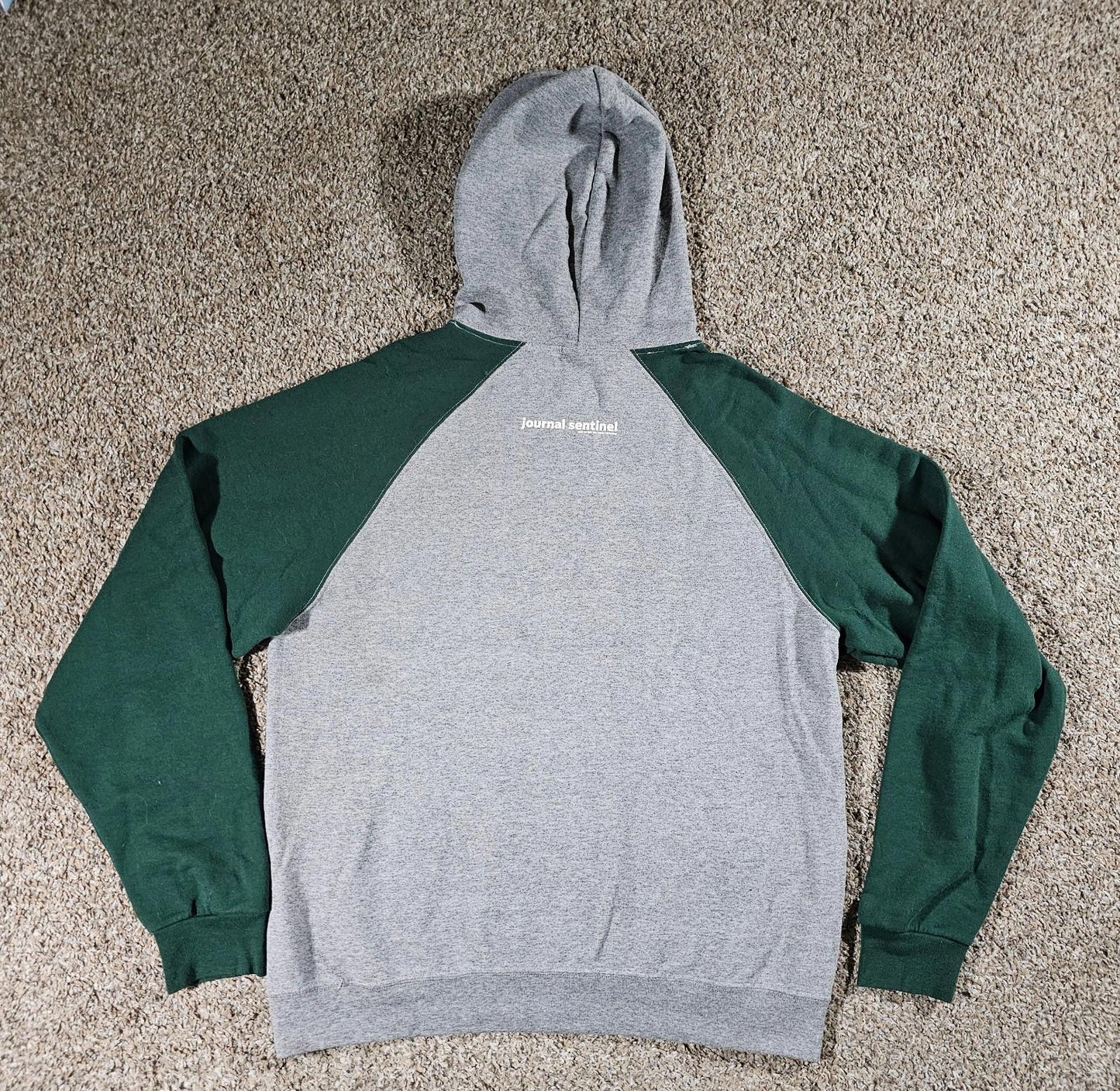 Milwaukee Bucks Basketball Hoodie Large Jerzees NuBlend