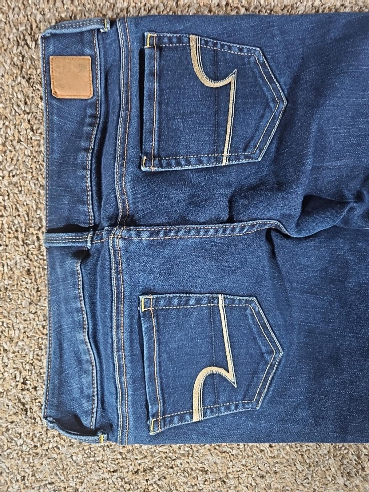 American Eagle Artist Stretch Sz 6 Jeans