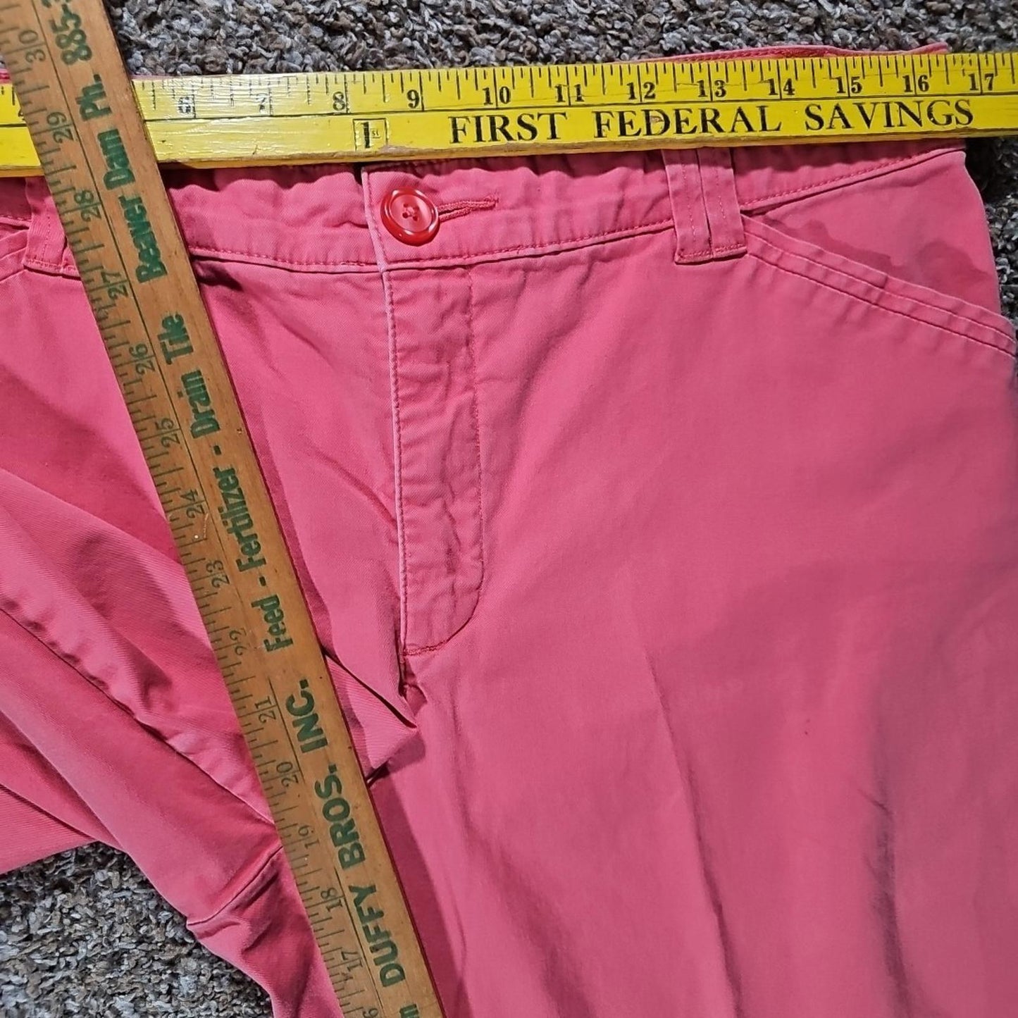 LEE Just Below The Waist Pink Capri Pants