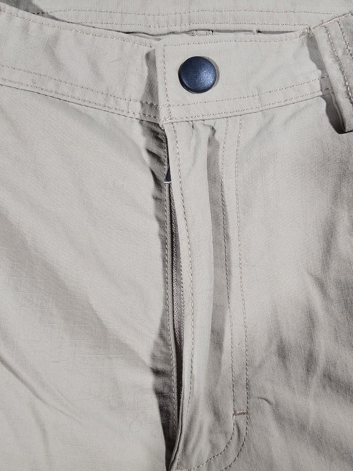 Duluth Trading Co Shorts Mens 34 Khaki Tan Cargo Utility