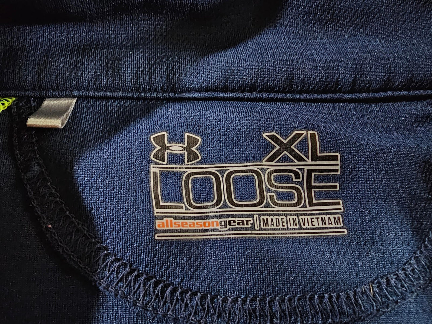 Under Armour 1/4 Zip Mens XL Pullover Loose Performance