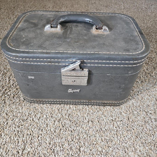 Skyway Travel Train Case Luggage Green Gray Makeup Suitcase w/Keys
