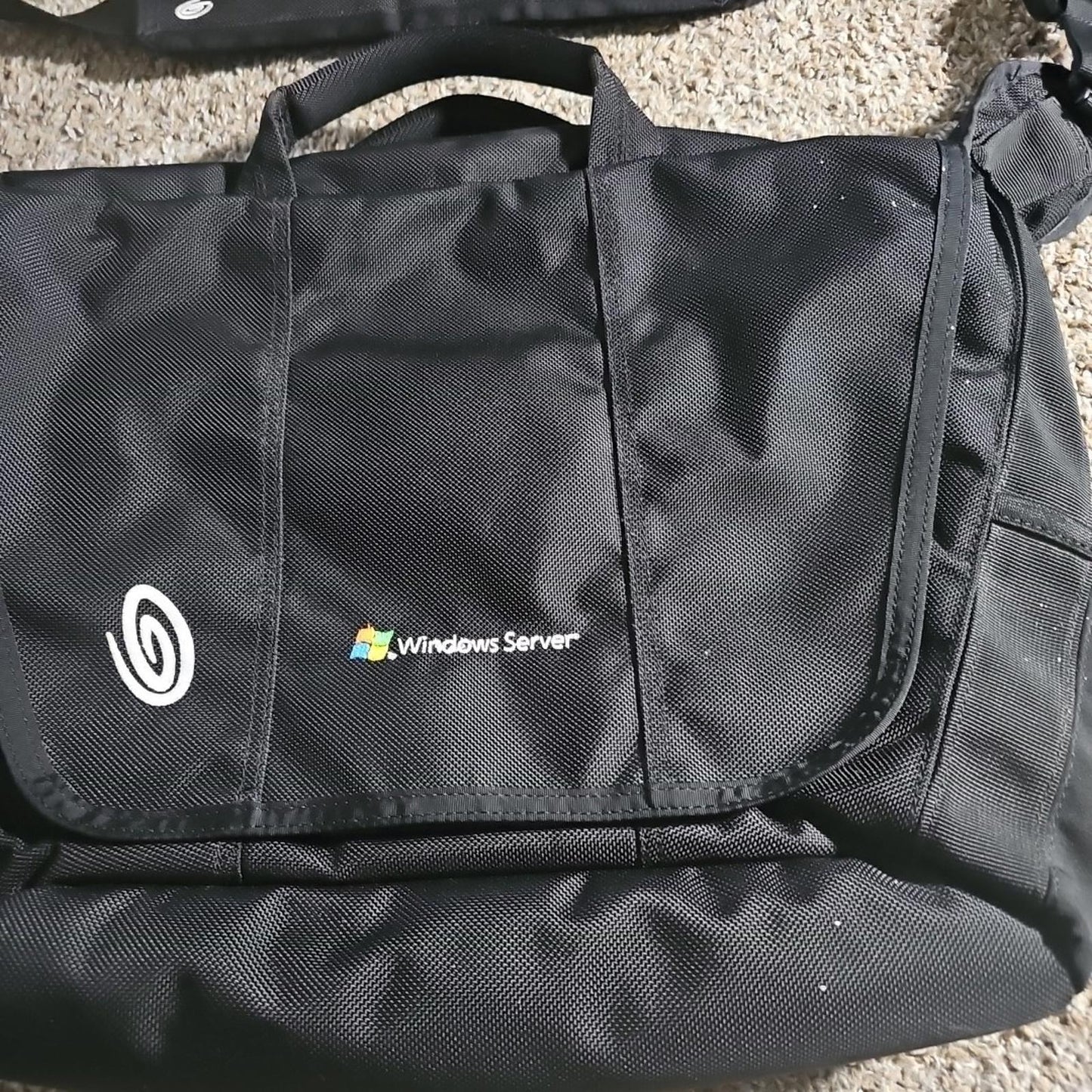 Timbuk2 Microsoft WINDOWS SERVER Messenger Bag Heavy Duty