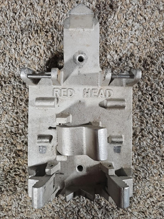 RED HEAD (82009) BRASS TRIPLE SPANNER WRENCH HOLDER