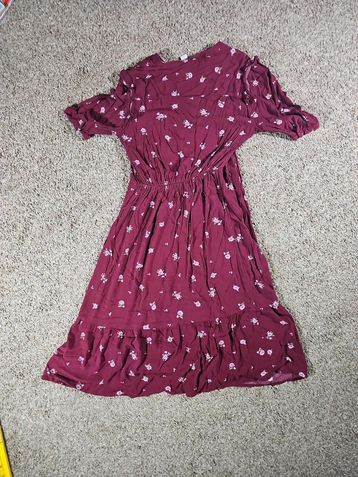 Old Navy Dress Red Floral Sz S