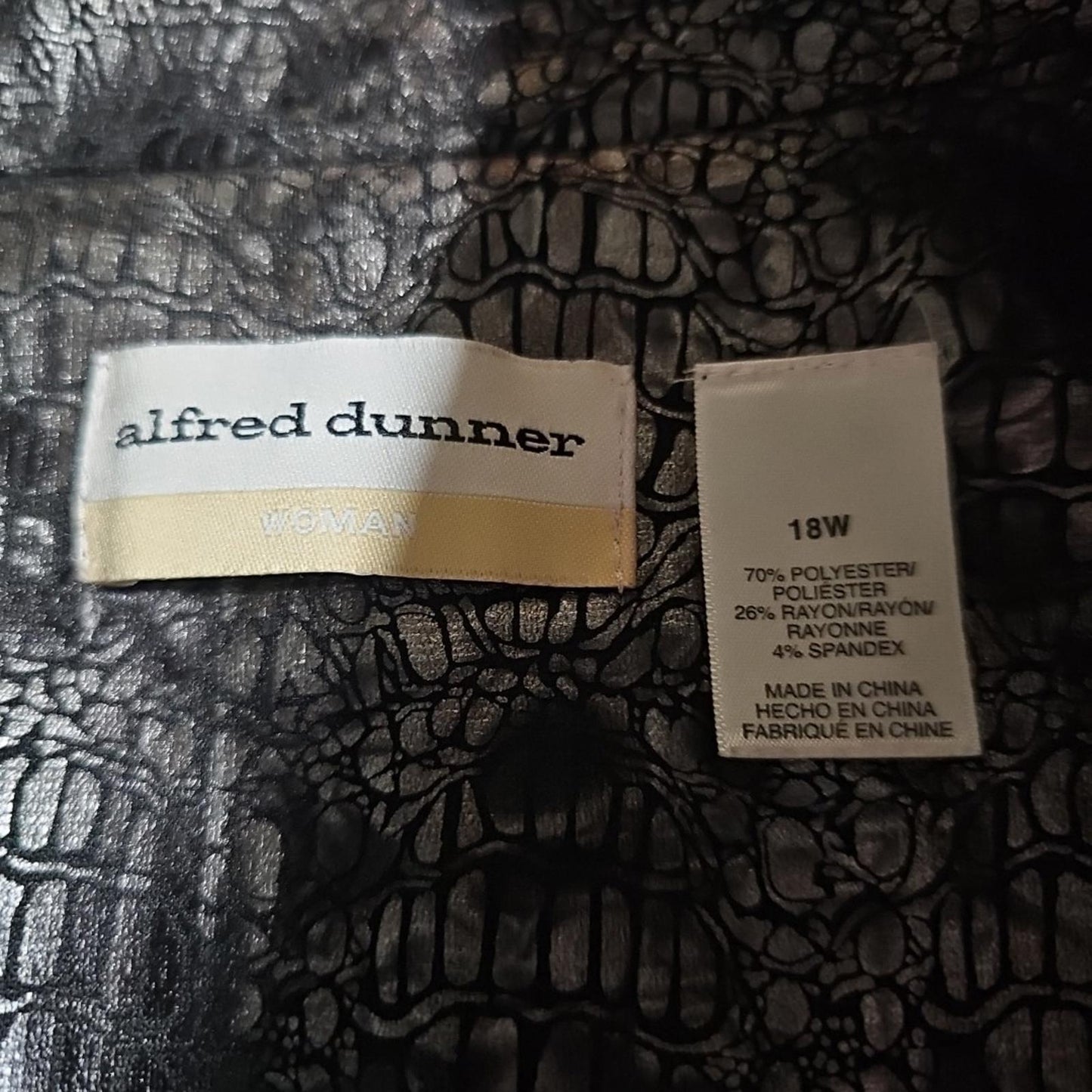 Alfred Dunner Women's Jacket 18W Metallic Snakeskin Pattern