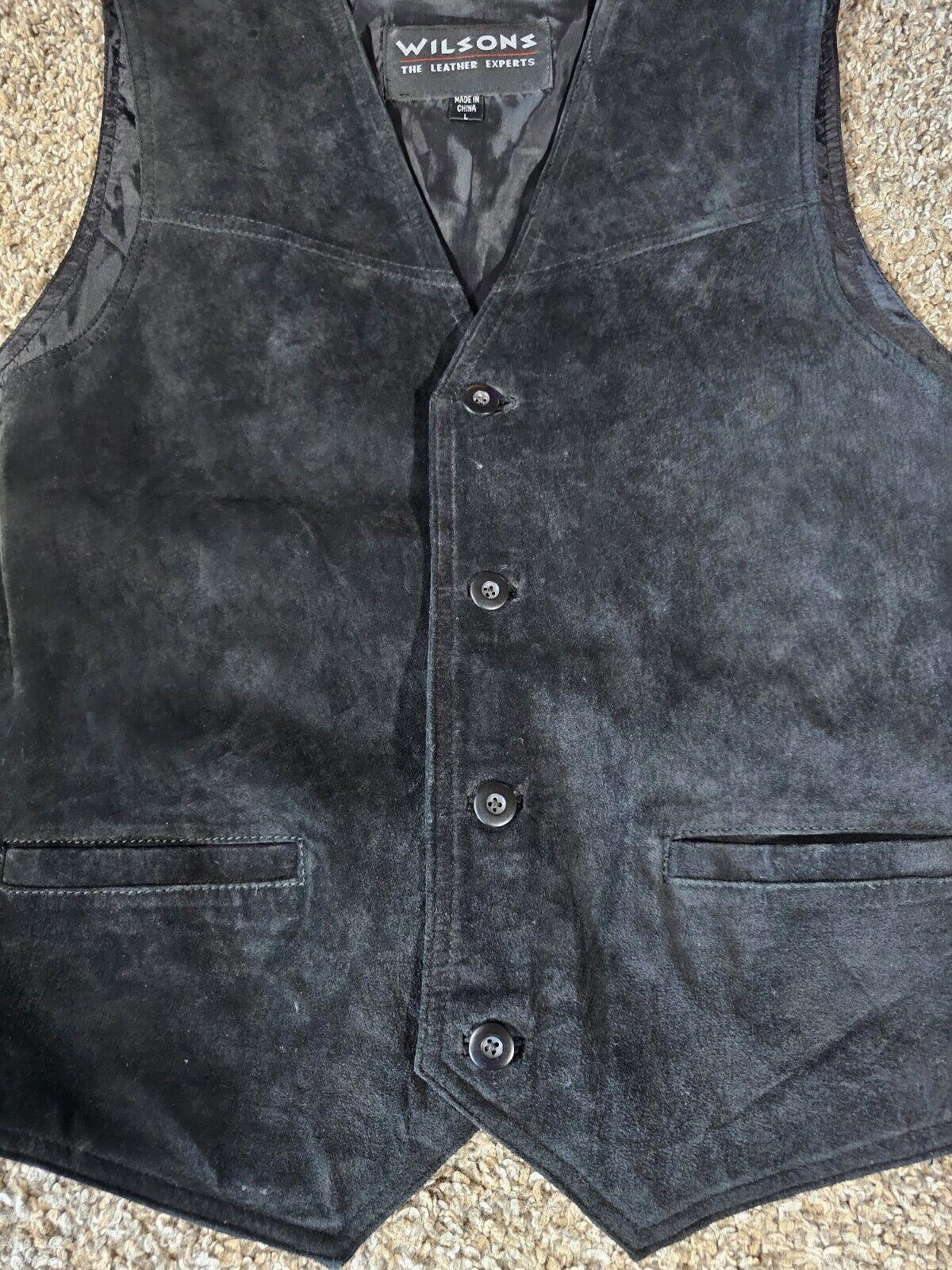 Wilsons The Leather Experts Men L Black Suede Leather Button