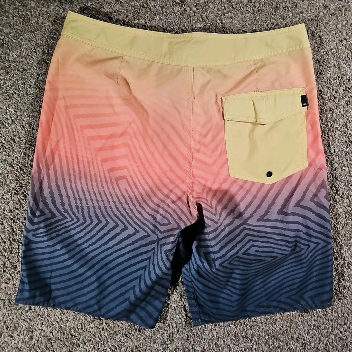 Quiksilver Sz 32 Board Shorts