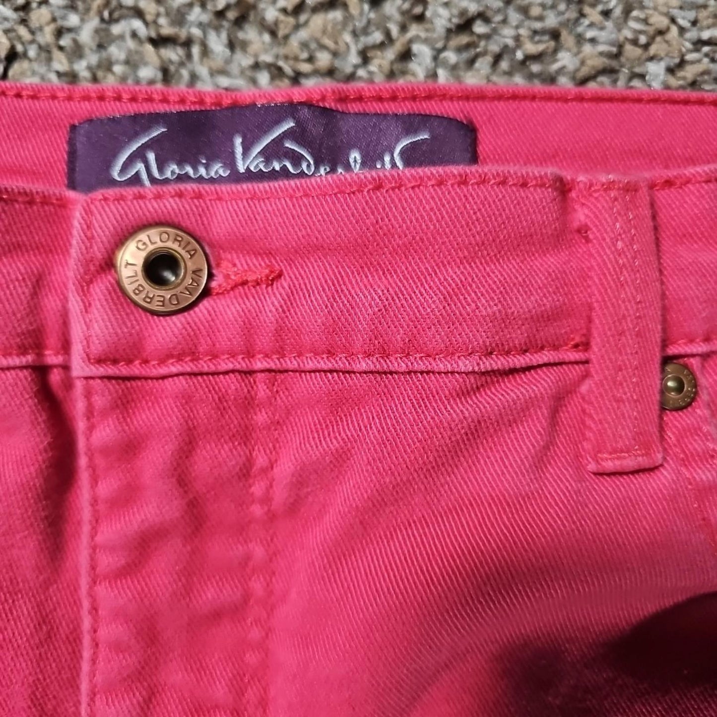 Gloria Vanderbilt Amanda HOT Pink Stretch Jeans 14 IronMark?