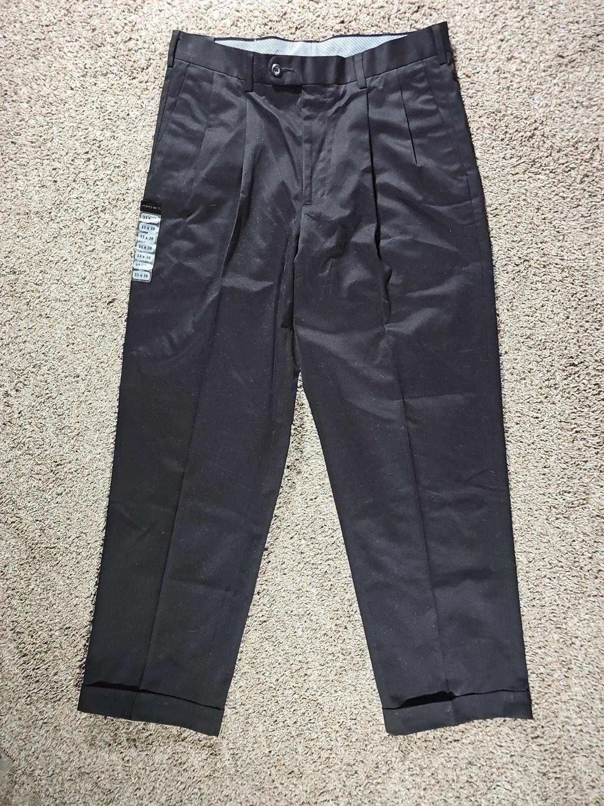 Axist 33x30 Black Pleated Dress Pants NWT