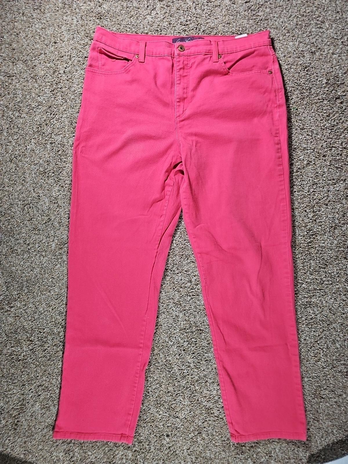 Gloria Vanderbilt Amanda HOT Pink Stretch Jeans 14 IronMark?