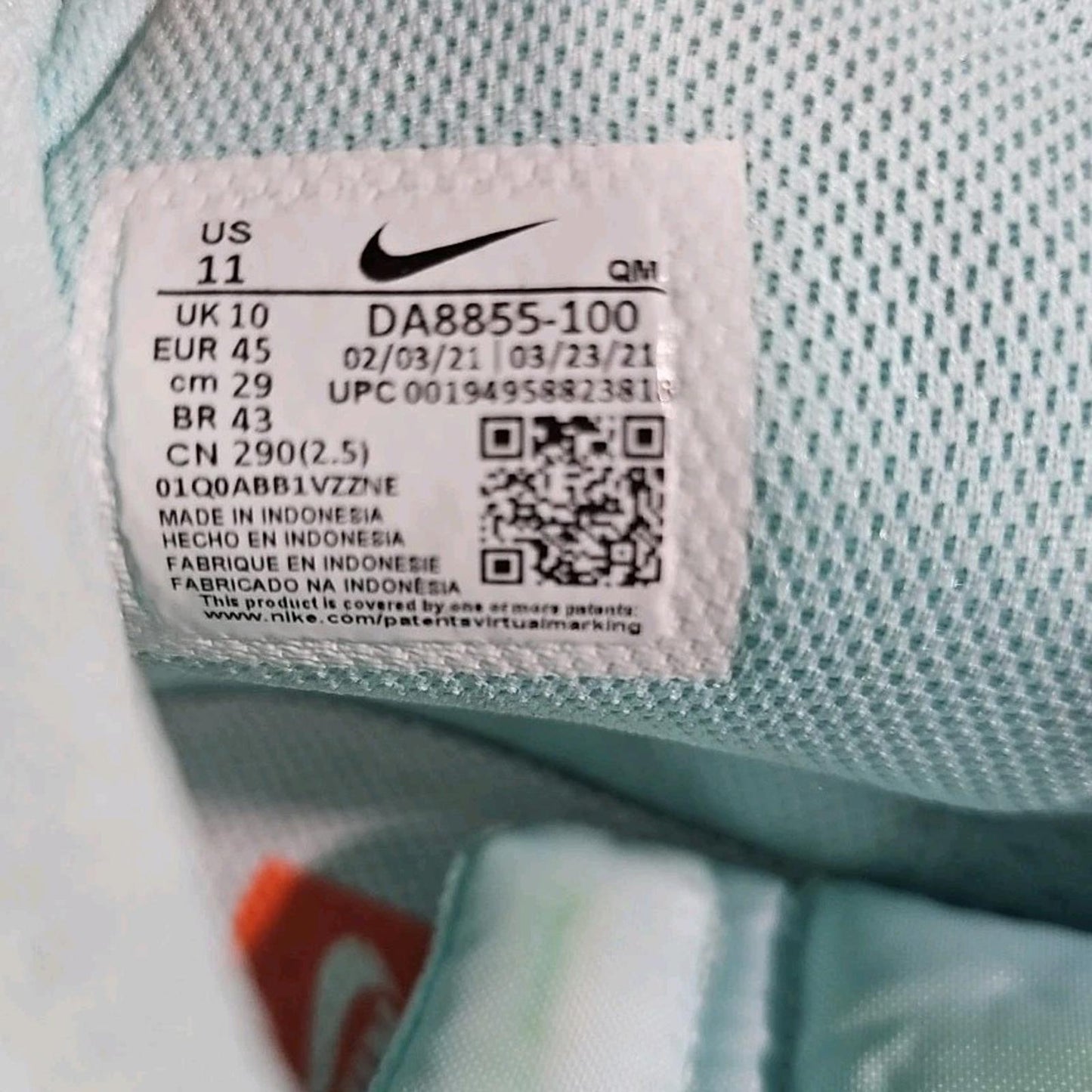 nike sb DA8855-100 sz 11 UK10 shoes