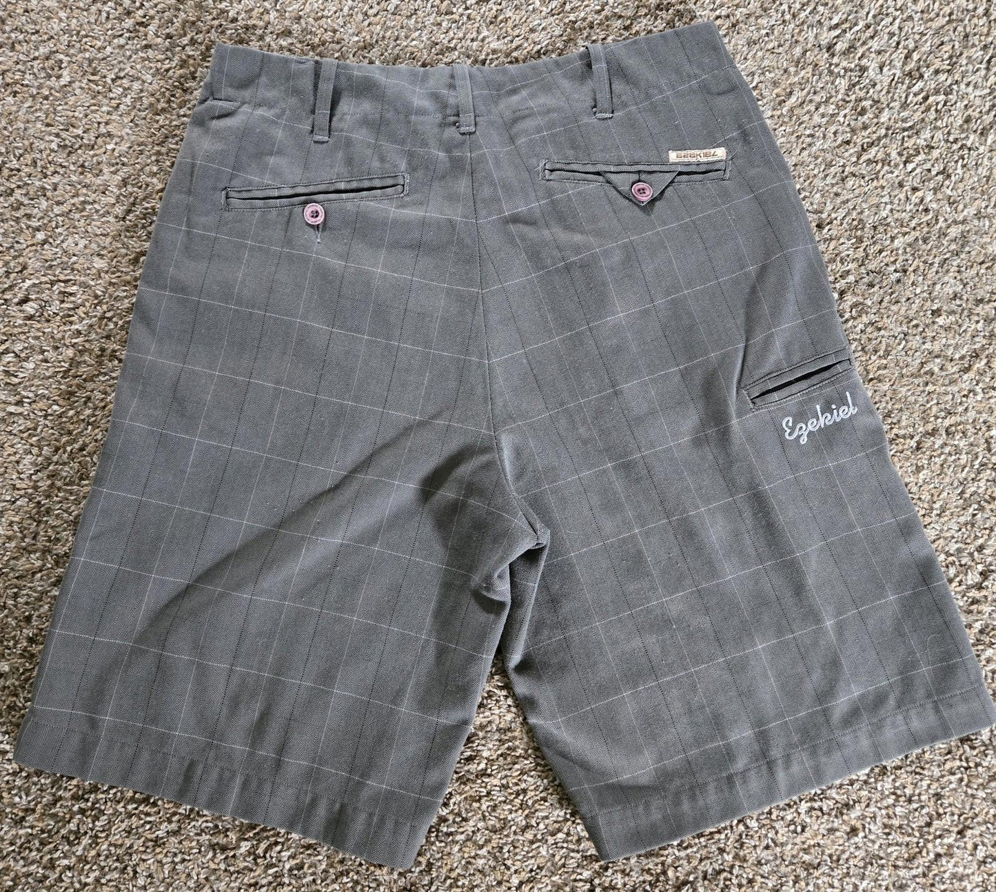 Ezekiel Hand Tailored Garments Plaid Shorts Size 32