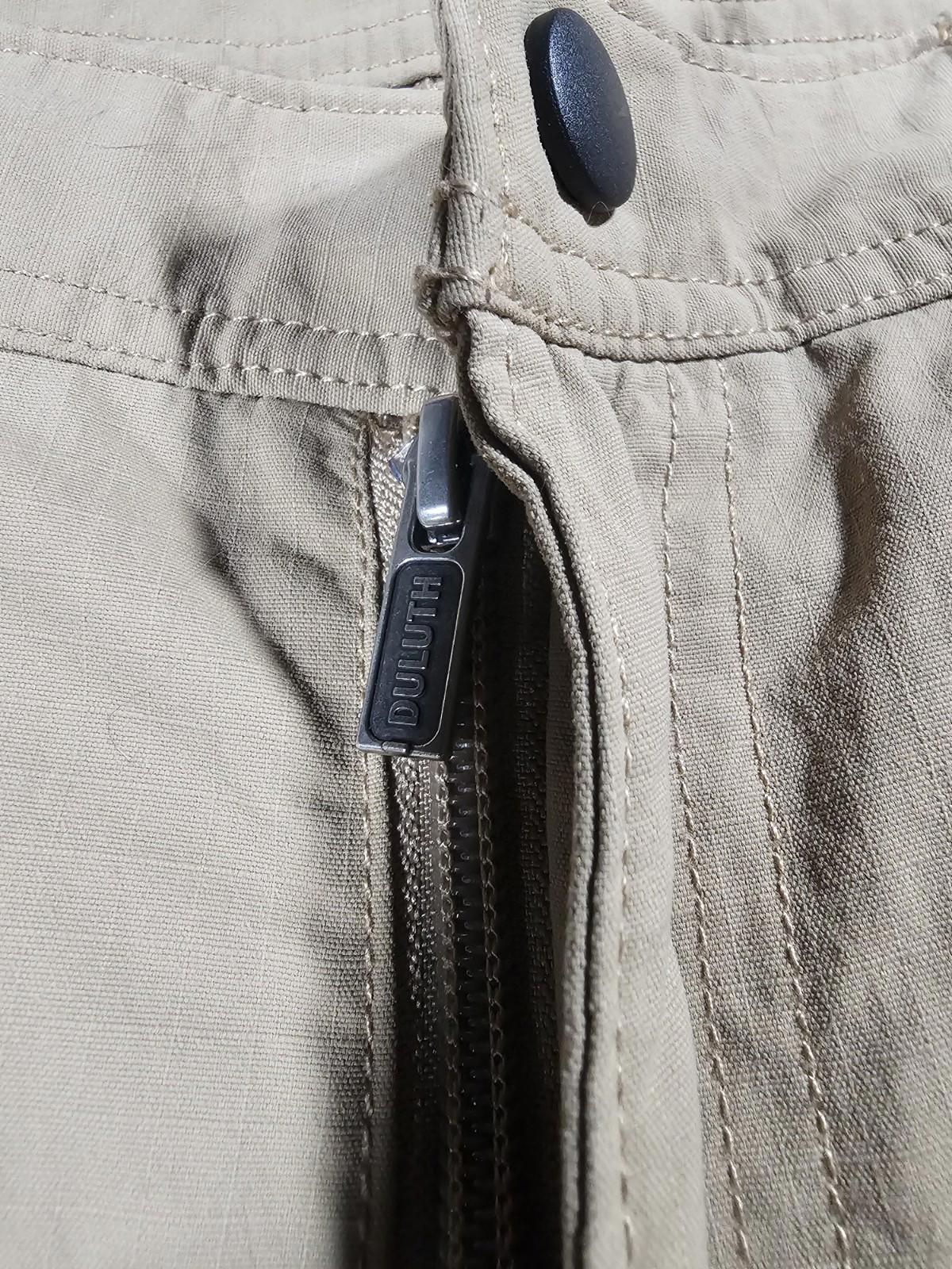 Duluth Trading Co Shorts Mens 34 Khaki Tan Cargo Utility