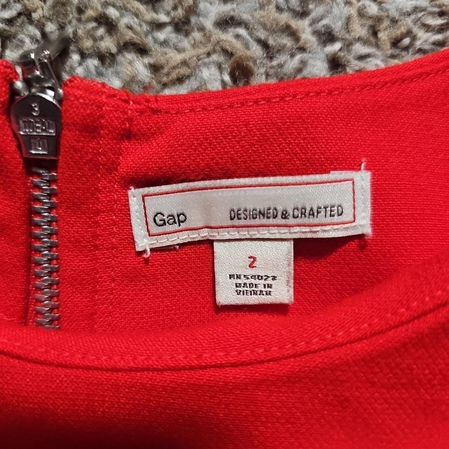 GAP Designed & Crafted Sz 2 Red Dress