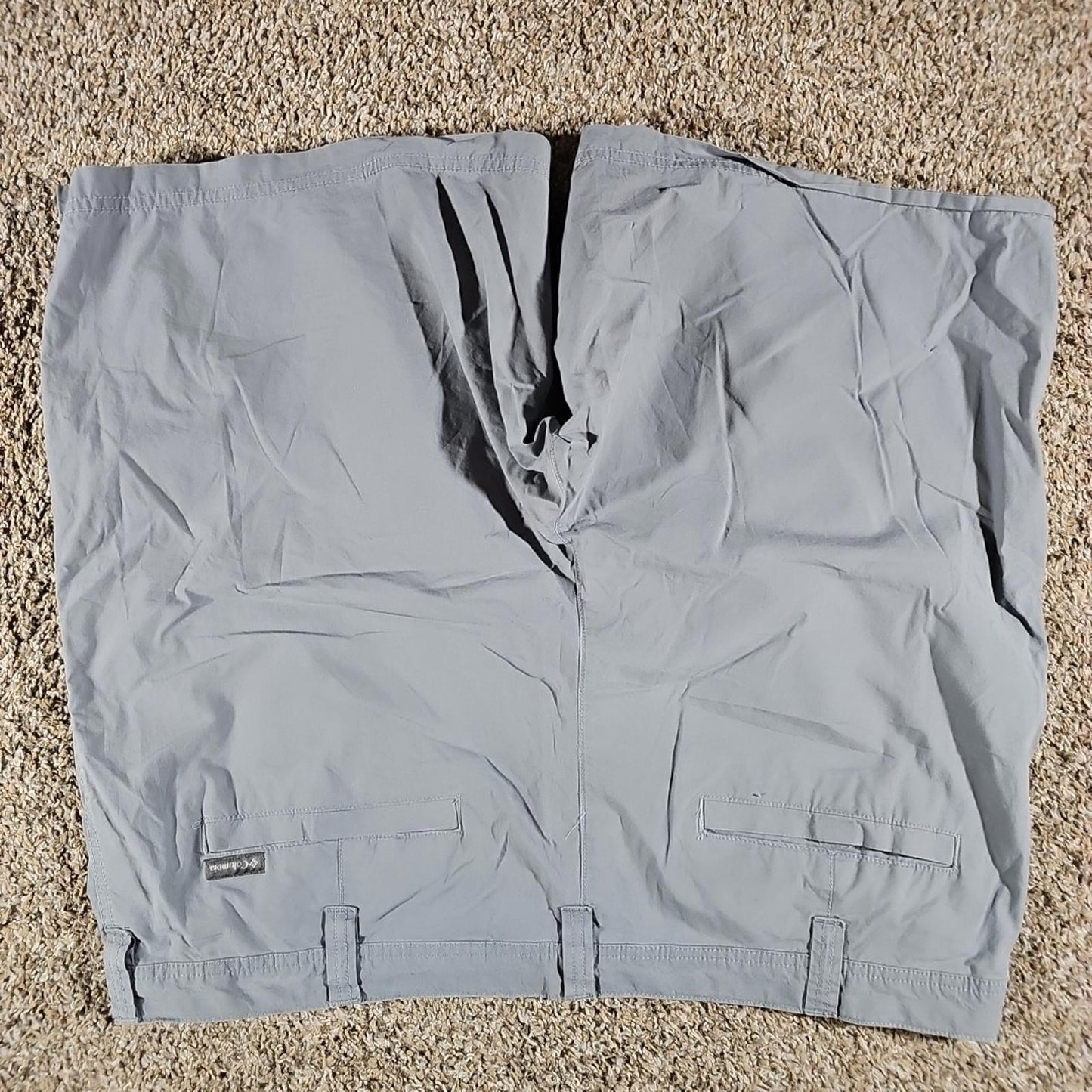 Columbia 42 Gray Shorts