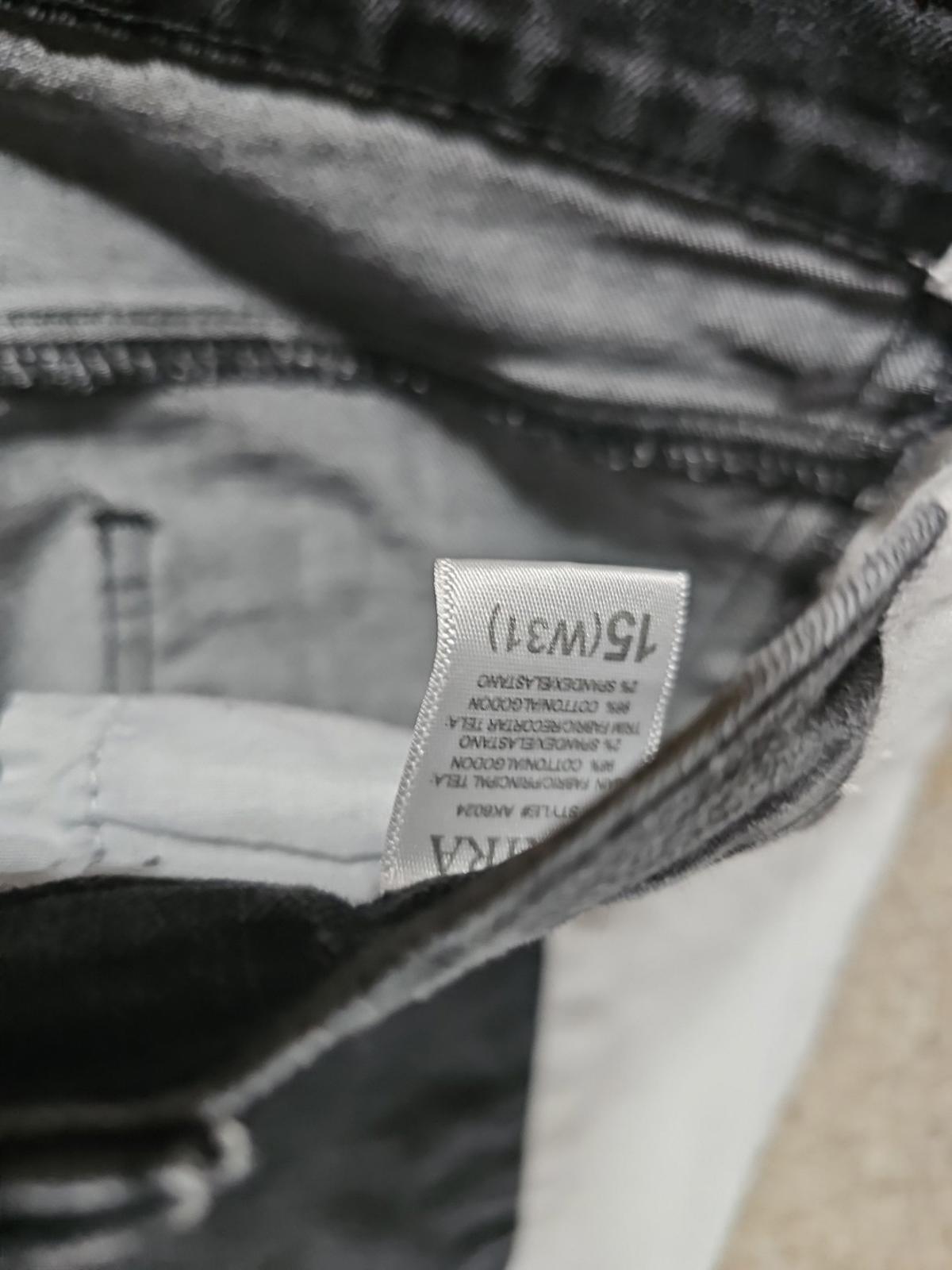 Akira 15(W31) Black White Jeans