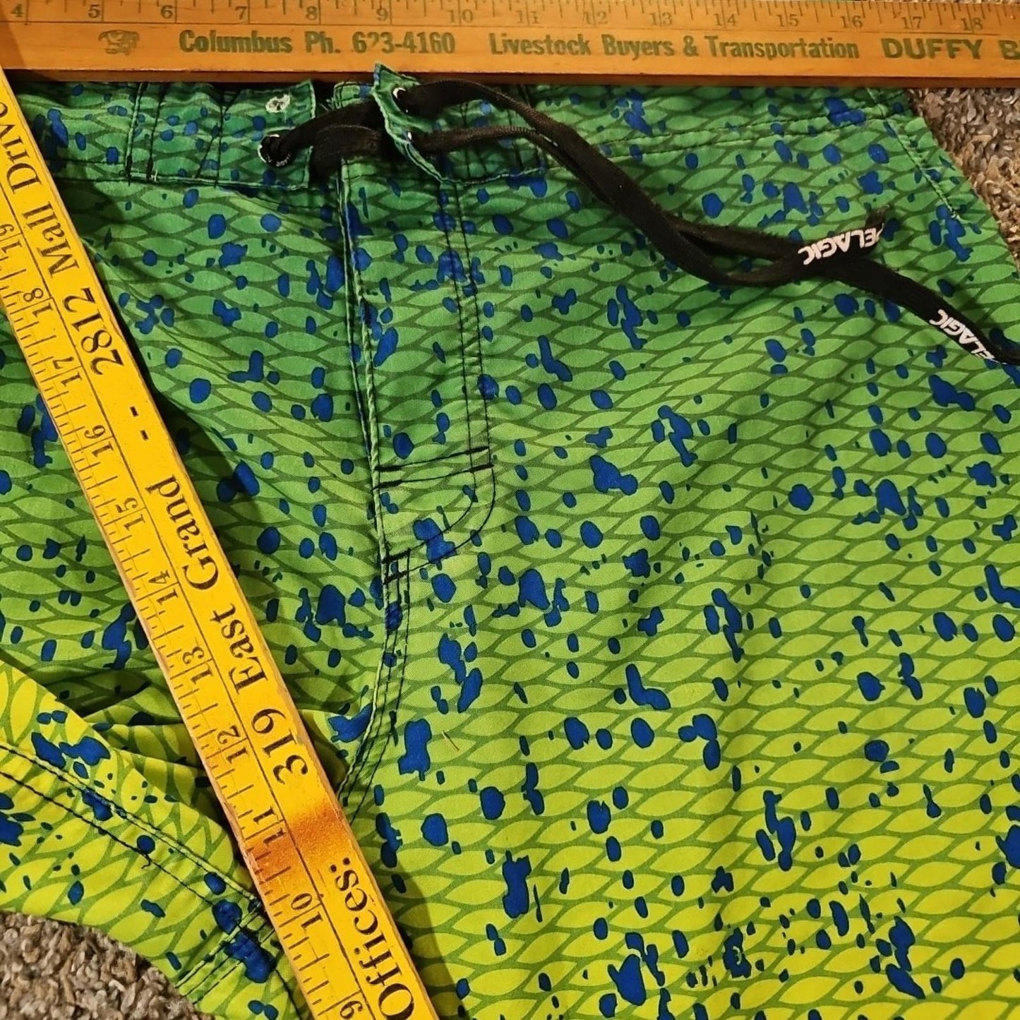 Pelagic Board Shorts Mens 32 Green Yellow Mahi Swim Trunks